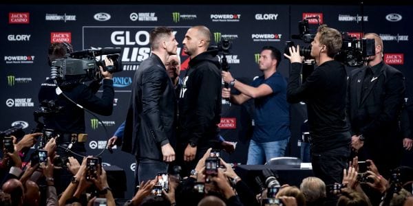 “نزال القرن”. المغاربة يتطلعون إلى “انتقام” بدر هاري من الهولندي ريكو