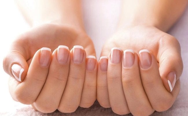 أسرار خطيرة تكشفها الأظافر عن صحتك