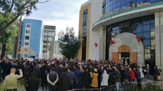 حبس مفوض قضائي يُخرج زملاءه للاحتجاج بطنجة