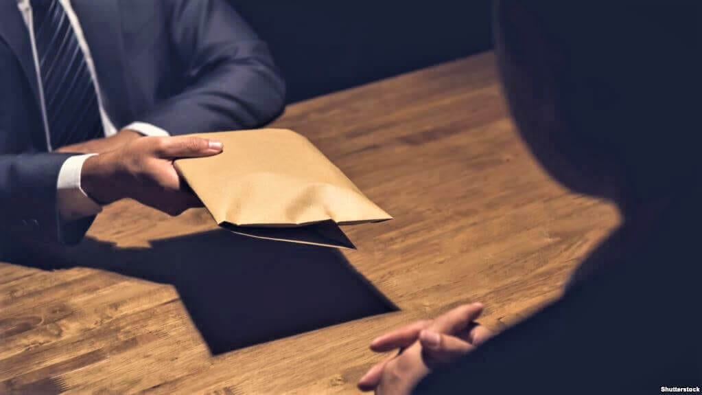 كازا. اعتقال موظف في المحكمة الابتدائية متلبسا بتسلم “رشوة”