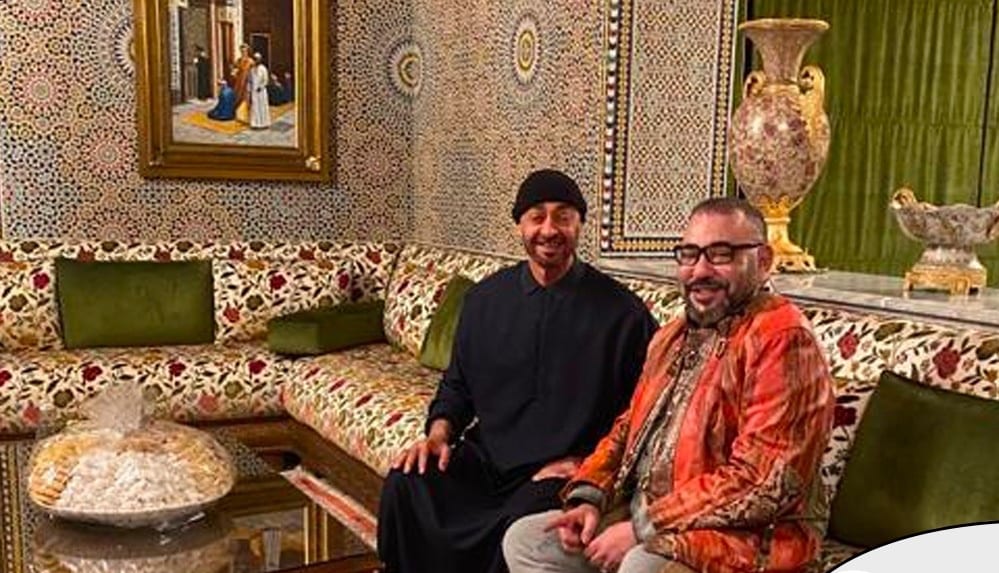 الملك يزور ولي عهد أبوظبي في مقر إقامته بالمغرب