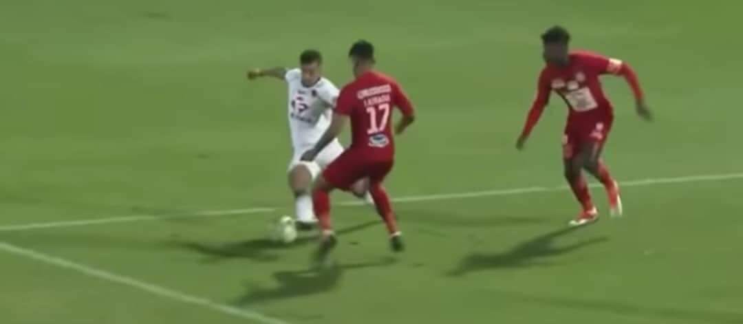 حسنية أكادير يمنى بهزيمة أخرى أمام أولمبيك آسفي