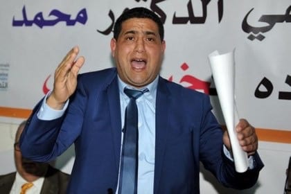 القاضي الهيني يدخل على خط “أزمة الرجاء” وينتقد رفض “النسور” إجراء مباراة الجديدة