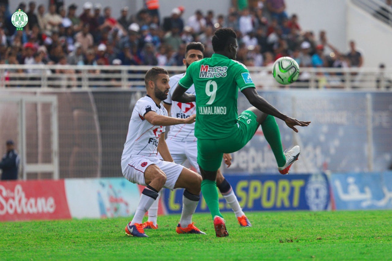 الجامعة تكافئ الرجاء والوداد بمبلغ “بسيط” بعد تأهلهما إلى ربع عصبة الأبطال