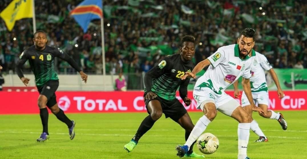 بعد تجديد عقده. بنحليب يطير إلى الجزائر والسلامي يحضر لاعبيه في تيزي وزو