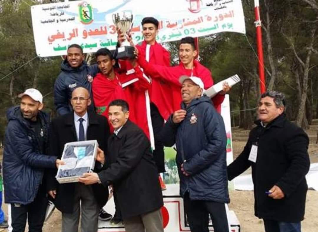 البطولة المغاربية للعدو الريفي. عدّاؤو المدارس المغربية إلى تونس