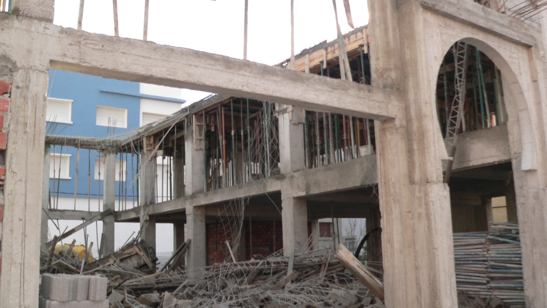 هادشي بزاف. العثور على رجل “شانق راسو” وسط مسجد