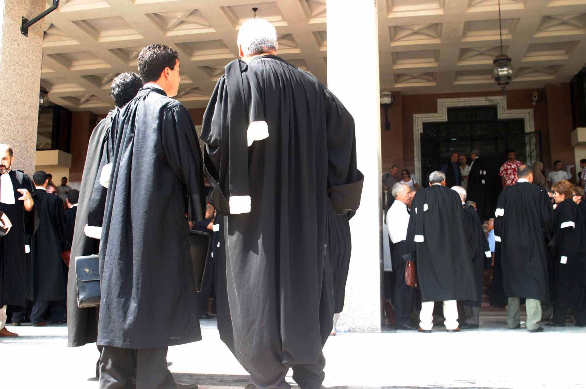 الاحتجاجات 15 المحامون يواصلون الاحتجاجات ضد قانون المهنة