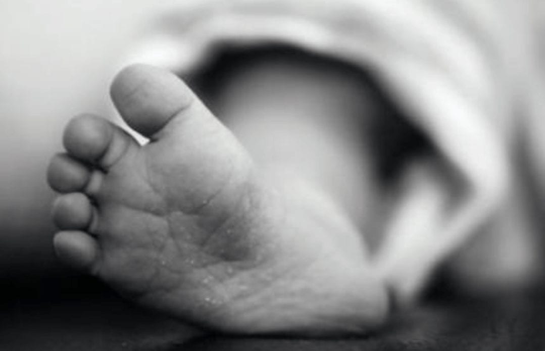 “بلا رحمة”. العثور على جثة رضيع في ظروف غامضة بحد السوالم