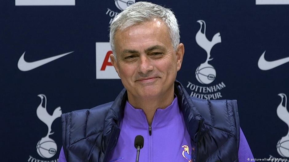 لأنها تحب الحياة في برلين.. زوجة نجم تقف بوجه مورينيو