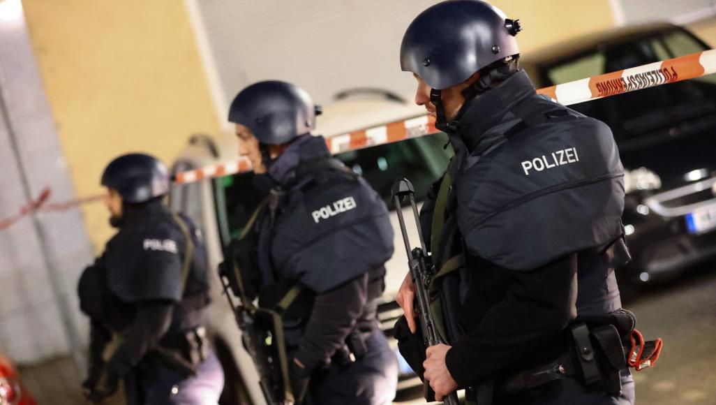 ألمانيا .. مقتل ثمانية أشخاص على الأقل في حادثتي إطلاق نار قرب فرانكفورت