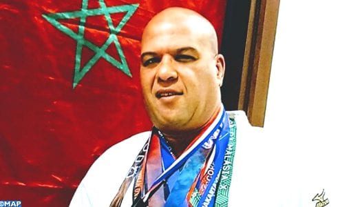 البطل القنيطري محسن عطاف.. عطاء لا ينضب في رياضة الجيدو