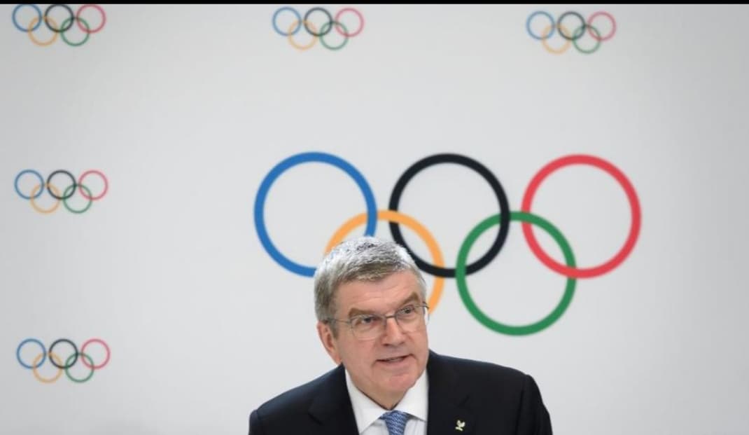 كورونا. “باخ” يجتمع مع رؤساء الاتحادات الأولمبية بالعالم بتقنية “الفيديو كونفرانس”