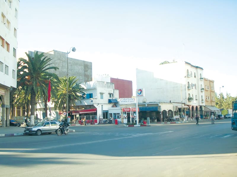 مذكرة بحث في حق مستشار جماعي يسير مقهى خالف قرار الاغلاق ببوزنيقة