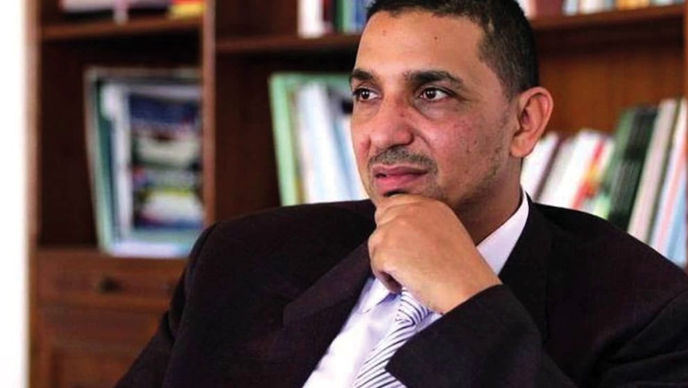 محمد رفيقي يتسائل حول عدم إلغاء الأوقاف لصلاة الجمعة