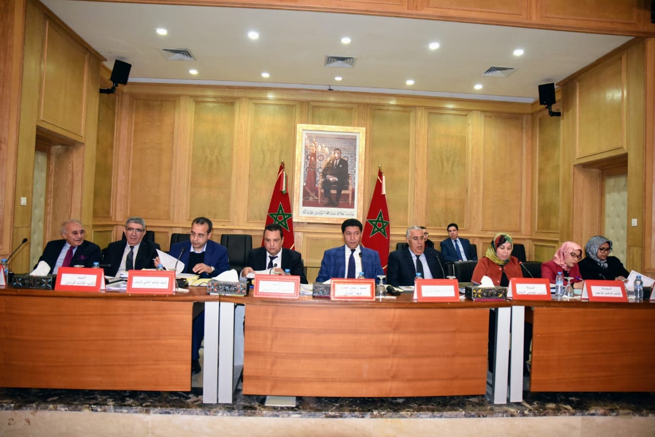 مجلس جهة الشرق يصادق على إحداث 5 مستشفيات وإقرار مناصب الشغل