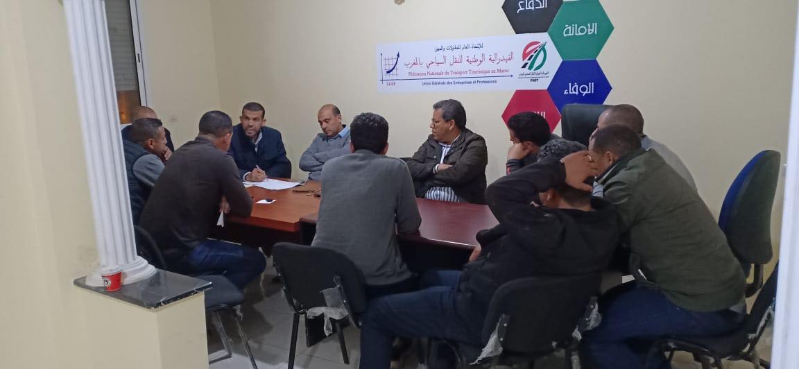 بنمنصور يشكو كساد النقل السياحي بسبب “كورونا” ويطالب بإنقاذ القطاع  