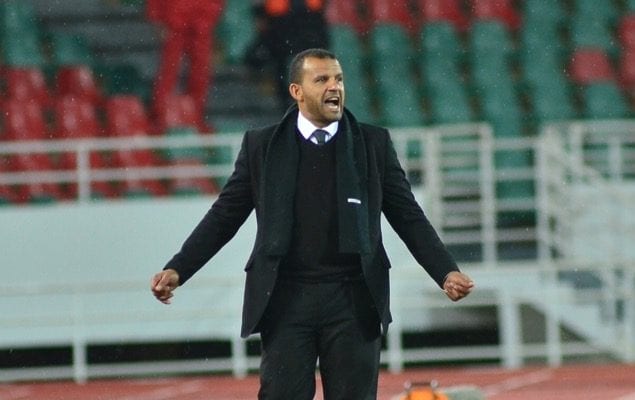 في زمن كورونا. هشام الإدريسي يبهر الأطر الإماراتية بمحاضرته للحراس عن بعد