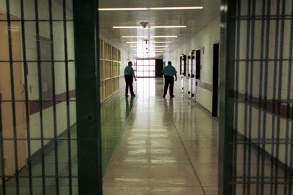 عاجل.. تسجيل خمس حالات إصابة جديدة بكورونا في السجون المغربية وإستبعاد 53 مؤسسة