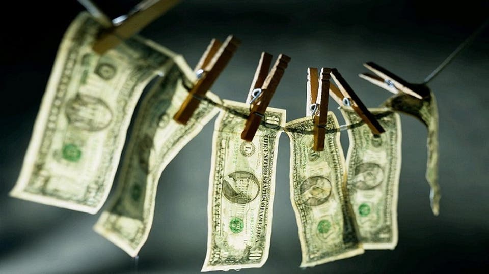 للوقاية من كورونا. ها كيفاش يتم تعقيم النقود بطريقة آمنة