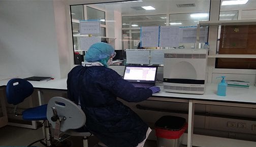 طنجة. الشروع في إجراء تحاليل الكشف عن فيروس كورونا المستجد
