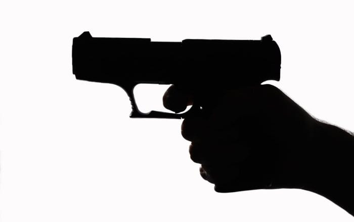 جريمة “غامضة”. مقتل عالم صيني يجري أبحاثا عن “كورونا” في أمريكا