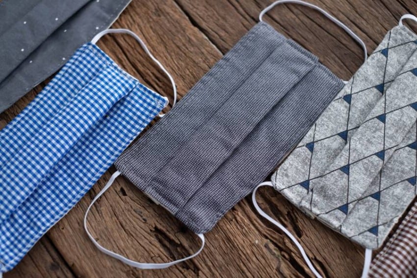 تحذير. “كمامة الثوب” ممنوعة على هذه الفئات من البشر