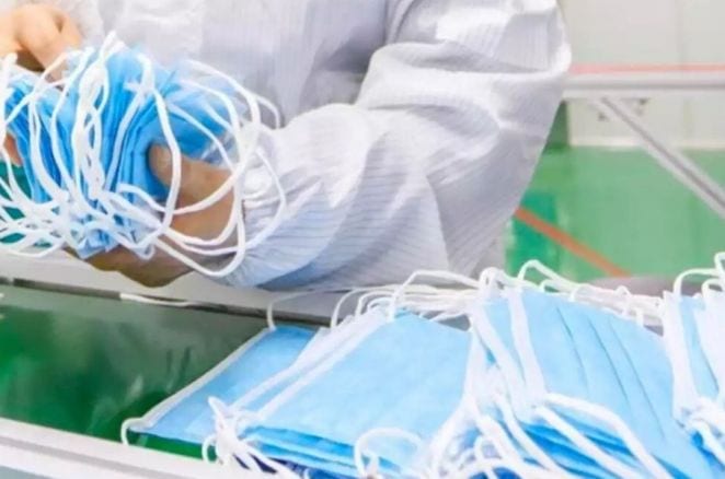 تمكين التعاونيات الحرفية من تراخيص مجانية لصنع وتسويق الكمامات الواقية