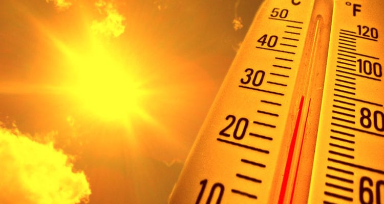 الأرصاد الجوية. سماء صافية وحرارة مرتفعة في توقعات طقس الجمعة