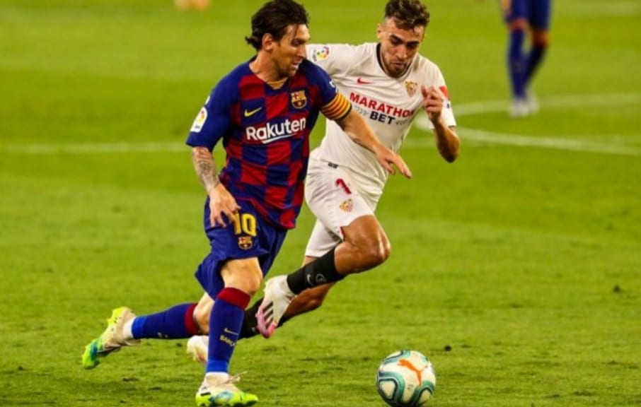 برشلونة يتعادل مع اشبيلية ويمهد الطريق لريال مدريد