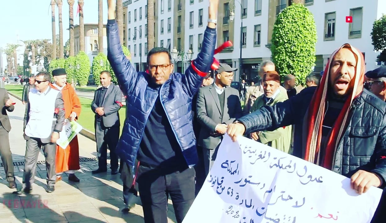 العدول الشباب يحتجون بسبب لائحة الناجحين في الإمتحان المهني