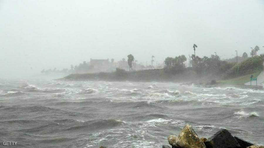 إعصار “هانا” يضرب تكساس