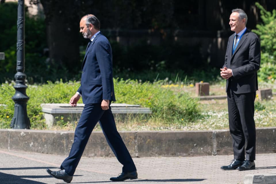 رشيد نيني يكتب: الطنز العكري