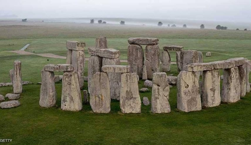 علماء. حل لغز أصل صخور ستونهنج التي تبلغ 5000 سنة