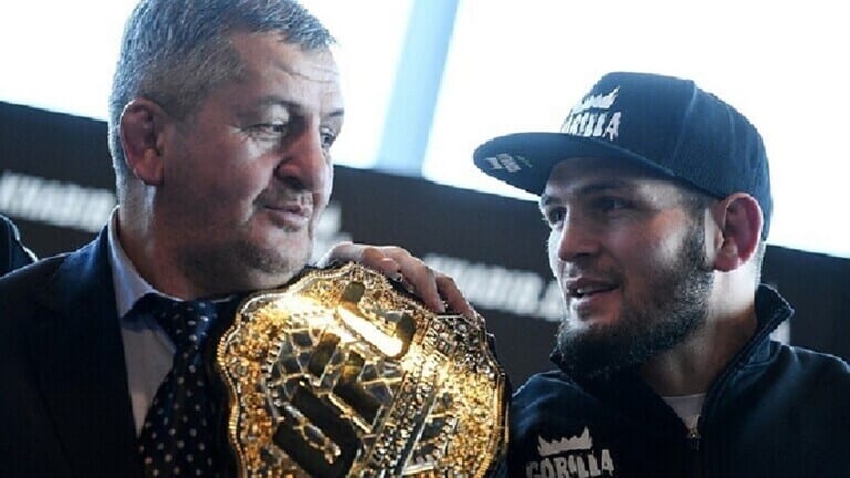 وفاة والد المقاتل الروسي حبيب نورمحمدوف متأثرا بكورونا