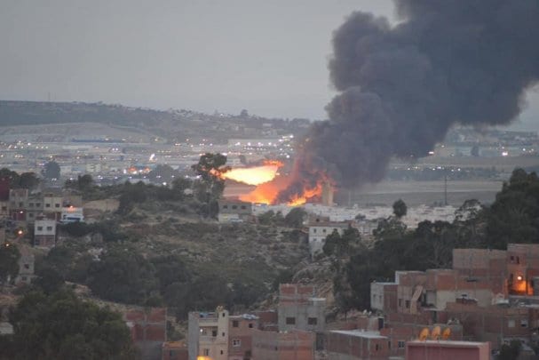 طنجة. حريق آخر يندلع بأحد المستودعات بعد الغابة الدبلوماسية (صور)