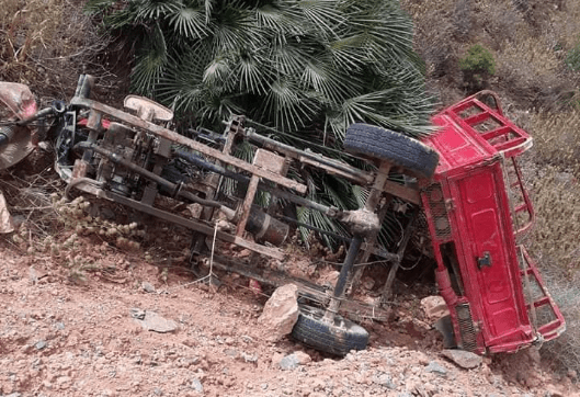 فاجعة.. مصرع زوج وزوجة وإصابة خمس أبناء في حادث إنقلاب “تريبورطور” بالدريوش