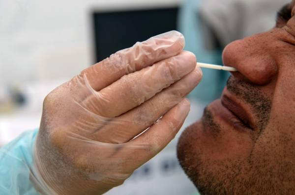 دراسة. الكشف عن سبب فقدان حاسة الشم عند الإصابة بـ”كورونا”