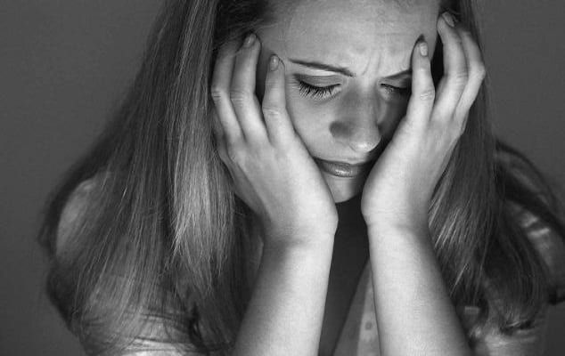 هل هناك ارتباط بين الألم والاكتئاب؟