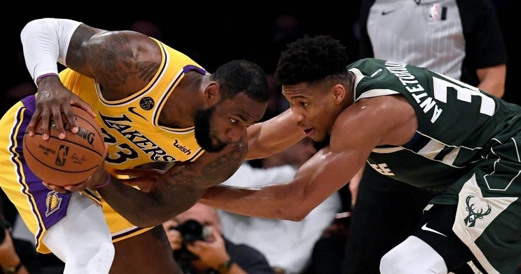 رسيما. إيقاف أنتيتوكونمبو بعد “نطحه” أحد منافسيه