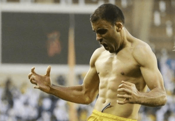 جماهير النصر غاضبة من التحايل المبالغ فيه للاعب حمد الله