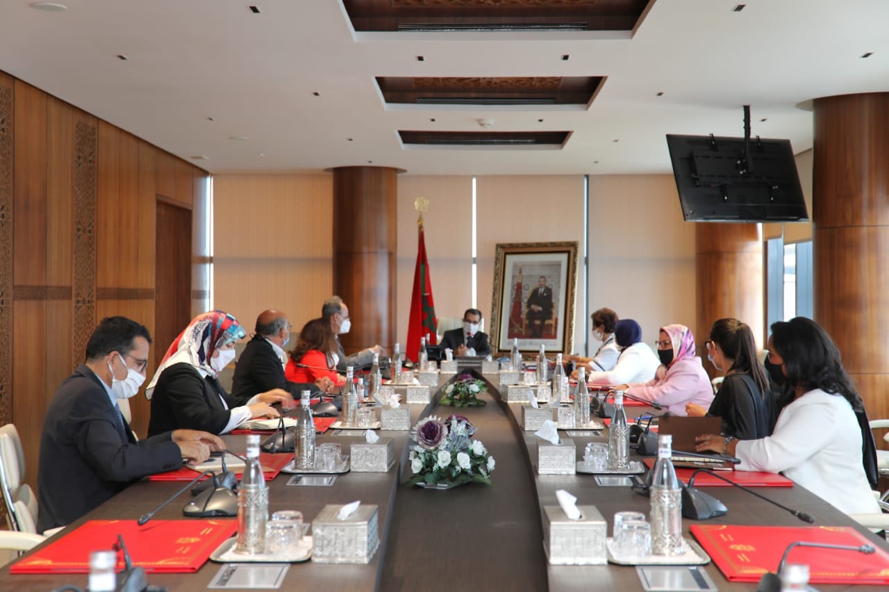 إئتلاف “المناصفة دابا” يلتقي بالعثماني ويقدّم له مطالبه