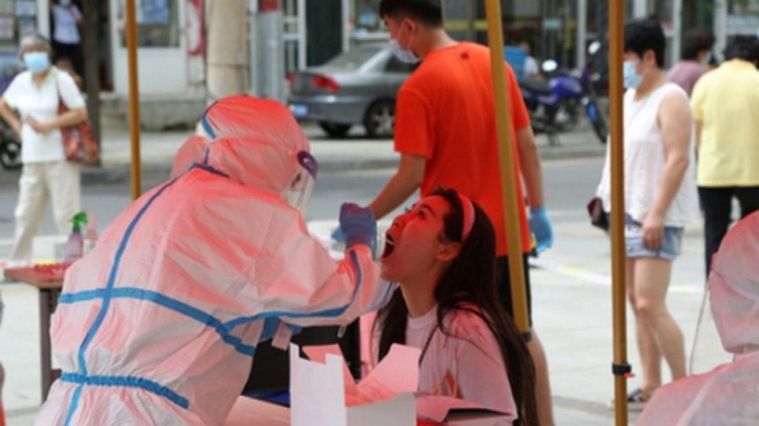 هونغ كونغ. الساكنة  تخضع لاختبار طوعي بعد ظهور موجة ثالثة لعدوى فيروس كورونا