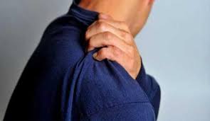 منها الخمول والكسل.  أعراض تنذر بضعف صحة العضلات