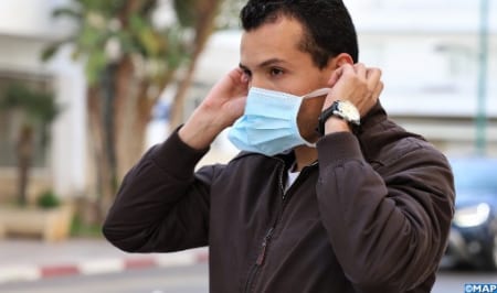 عين الذياب. تغريم رواد مطعم بسبب عدم إرتداء الكمامات أثناء الأكل والشرب  