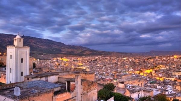 مكناس.. إغلاق أحياء بشكل كلي وتطبيق إجراءات صارمة بباقي أحياء المدينة