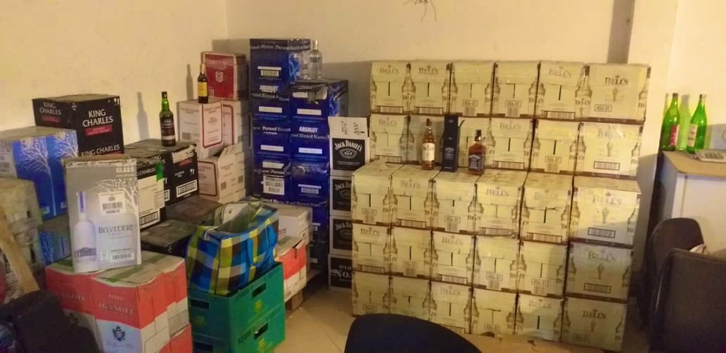 فيديو. تفاصيل حجز أزيد من 5000 قنينة للمشروبات الكحولية في عملية نوعية بفاس