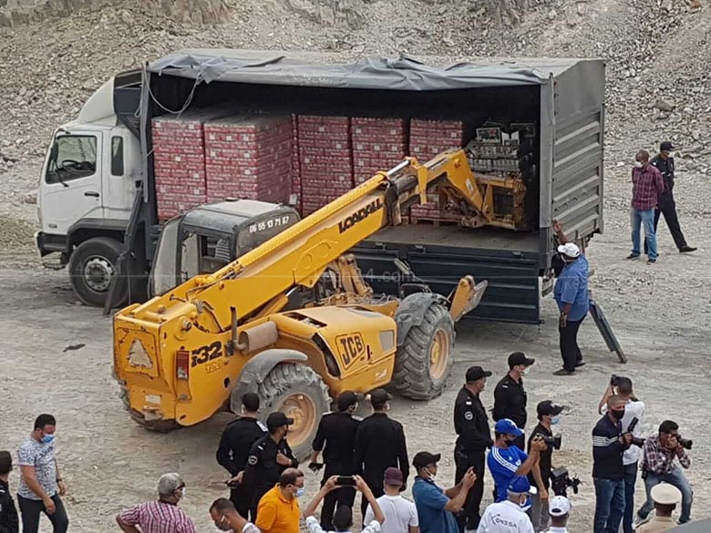 القصة الكاملة لحجز الآلاف من قنينات الخمر المغشوش والمهرب بمستودعين بمراكش