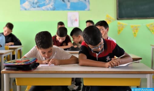 قلعة السراغنة. اعتماد التعليم الحضوري بالتناوب في غالبية تراب الإقليم