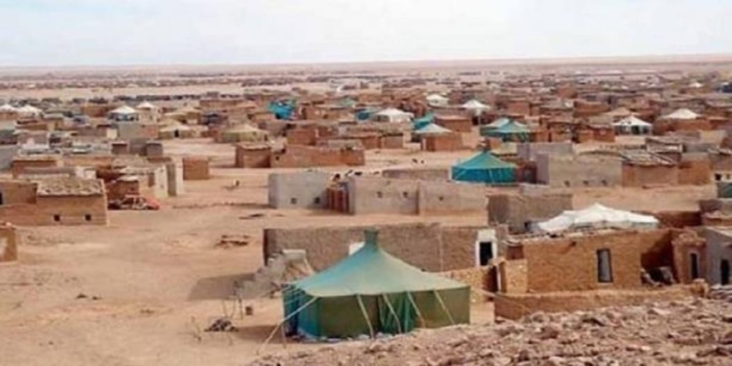 العمراني يميط اللثام عن التجاوزات التي تجعل السكان المحتجزين في تندوف في وضعية إنسانية متدهورة